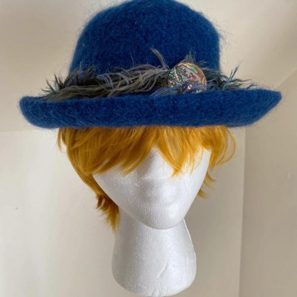 Rainbow Hummingbird Wool Bucket Bowler Hat - Picture 3 of 7